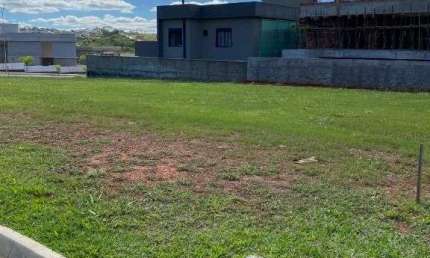Terreno de 405 m² por R$ 898.000  no Jardins França - Goiânia