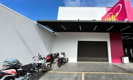 Galpão Comercial de 290 m² para alugar por R$ 4.800/mensais no Setor Central - Senador Canedo