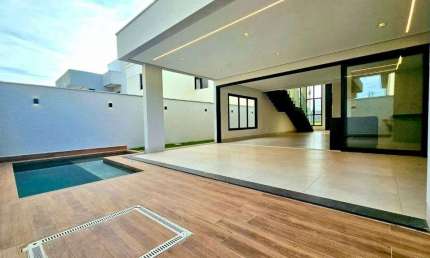 Sobrado de 240 m² com 03 quartos à venda por R$ 1.499.000 no Jardins Bolonha - Senador Canedo