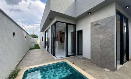 Casa de 150 m² com 03 suítes à venda por R$ 1.300.000 no Parqueville Pinheiros - Aparecida de Goiânia