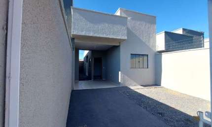 Casa de 74 m² com 02 quartos à venda por R$ 230.000 no Setor Juarez Freire - Trindade