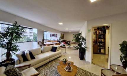 Apartamento 166 m² com 04 quartos, sendo 02 suites à venda, 166 m² por R$ 900.000 no Setor Oeste - Goiânia