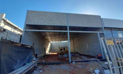 Galpão de 377 m² para alugar por R$ 18.000/mensais na Vila Rosa - Goiânia/GO