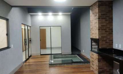 Casa de 106 m² com 02 quartos à venda por R$ 450.000 no Res. Monte Cristo - Trindade