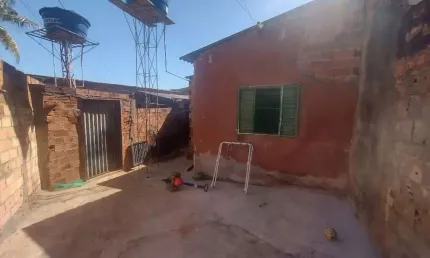 Casa de 161 m² com 03 quartos à venda por R$ 315.000 no Setor Mansões Paraíso - Aparecida de Goiânia