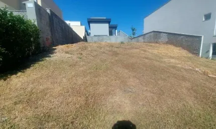 Lote de 300 m² à venda por R$ 300.000 no Jardins Barcelona - Senador Canedo
