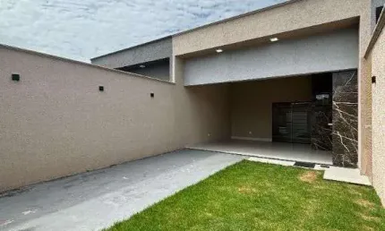 Casa de 117 m² com 03 quartos à venda por R$ 460.000 no Jardim dos Girassóis - Aparecida de Goiânia