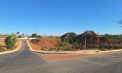Lote de 2052 m² à venda por R$ 1.100.000 no Jardim Pampulha - Aparecida de Goiânia