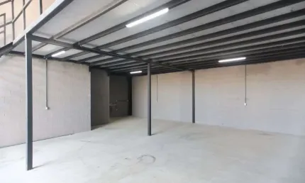 Galpão de 242 m² para alugar por R$ 10.400/mensais no Jardim América - Goiânia