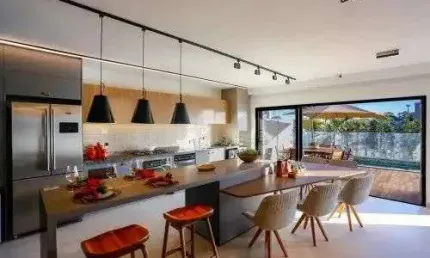 Sobrado de 166 m² com 03 suítes à venda por r$ 1.235.000 no jardins lyon - aparecida de goiânia