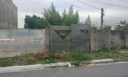 Terreno à venda na Rua Tokio, Cidade Edson, Suzano