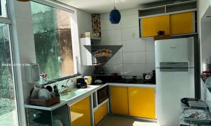 Sobrado para Venda em Suzano, Jardim Marcia, 3 dormitórios, 2 suítes, 3 banheiros, 6 vagas