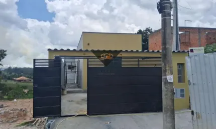 Casa para Venda em Suzano, Jardim das Flores, 3 dormitórios, 1 suíte, 1 banheiro, 2 vagas