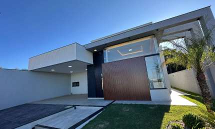 Casa com 3 quartos à venda no Parzianello, Pato Branco 
