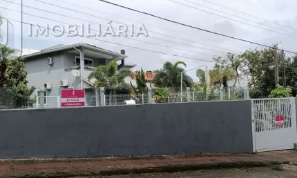 Casa Residencial com 5 quartos  à venda, 200.00 m2 por R$900000.00  - Ingleses Do Rio Vermelho - Florianopolis/SC
