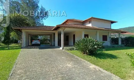 Casa Residencial com 4 quartos  à venda, 203.92 m2 por R$3724000.00  - Ponta Das  Canas - Florianopolis/SC