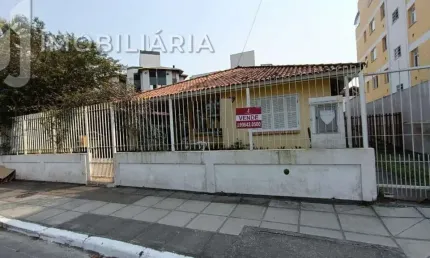 Casa Residencial com 3 quartos  à venda, 200.00 m2 por R$1700000.00  - Canasvieiras - Florianopolis/SC