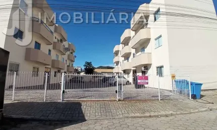Apartamento com 2 quartos  para alugar, 50.00 m2 por r$2100.00  - ingleses do rio vermelho - florianopolis/sc