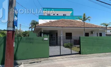Casa Residencial com 4 quartos  à venda, 160.00 m2 por R$1590000.00  - Praia Do Santinho - Florianopolis/SC