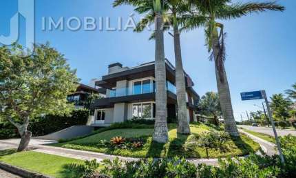 Casa Residencial com 7 quartos  à venda, 780.00 m2 por R$24000000.00  - Jurere Internacional - Florianopolis/SC