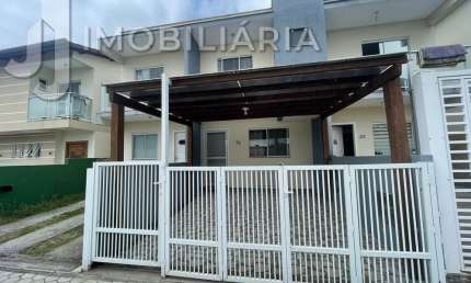 Sobrado com 2 quartos  para alugar, 66.00 m2 por R$3200.00  - Ingleses Do Rio Vermelho - Florianopolis/SC