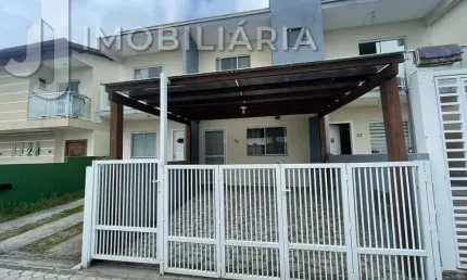 Sobrado com 2 quartos  para alugar, 66.00 m2 por R$3200.00  - Ingleses Do Rio Vermelho - Florianopolis/SC