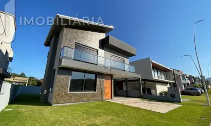 Casa Residencial com 4 quartos  à venda, 250.00 m2 por R$1910000.00  - Sao Joao Do Rio Vermelho - Florianopolis/SC