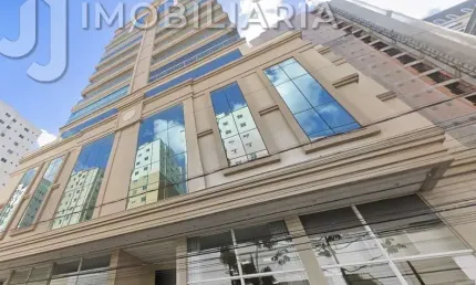 Apartamento com 3 quartos  à venda, 112.00 m2 por r$1750000.00  - meia praia - itapema/sc