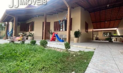 Casa Residencial com 5 quartos  à venda, 270.00 m2 por R$1900000.00  - Ingleses Do Rio Vermelho - Florianopolis/SC