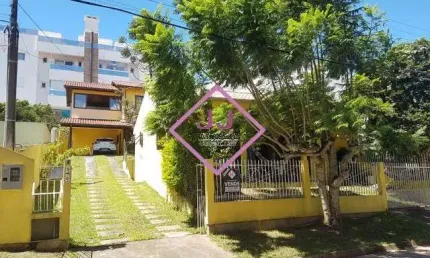 Casa Residencial com 6 quartos  à venda, 238.00 m2 por R$1596000.00  - Ingleses Do Rio Vermelho - Florianopolis/SC
