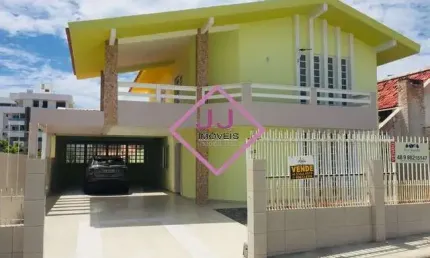 Casa Residencial com 4 quartos  à venda, 330.00 m2 por R$1100000.00  - Ingleses Do Rio Vermelho - Florianopolis/SC