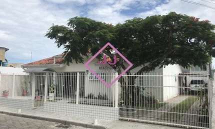 Casa Residencial com 4 quartos  à venda, 200.00 m2 por R$1000000.00  - Ingleses Do Rio Vermelho - Florianopolis/SC