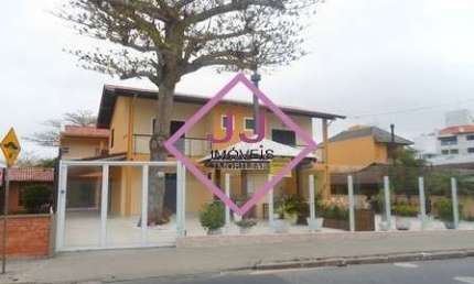 Casa comercial em avenida principal 50 metros do mar &#x2013; Praia de Ingleses