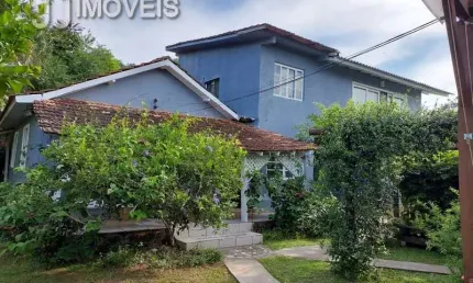 Casa Residencial com 5 quartos  à venda, 270.00 m2 por R$1650000.00  - Sambaqui - Florianopolis/SC