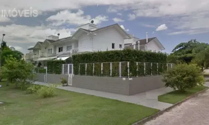 Casa residencial com 3 quartos  à venda, 220.00 m2 por r$2255000.00  - jurere internacional - florianopolis/sc