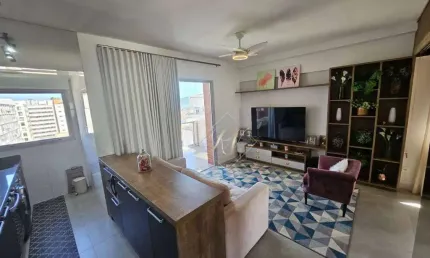 PORTEIRA FECHADA, VISTA MAR, QUADRA DA PRAIA, FINO ACABAMENTO, SACADA FECHADA EM VIDROS NA CIDADE DE SANTOS!!!