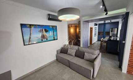 VISTA MAR, QUADRA DA PRAIA, 2 APARTAMENTOS AMPLOS, FINO ACABAMENTO, NO BAIRRO BOQUEIRÃO EM SANTOS!!