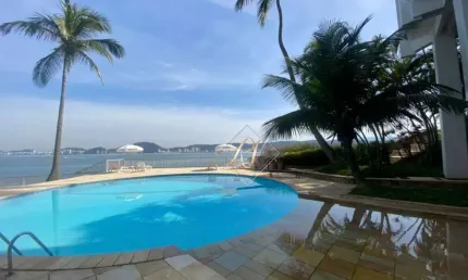 VISTA TOTAL DO MAR!!! Belíssimo Apartamento, 03 suítes, varanda na sala, em frente ao Mar, em condomínio fechado!!! Oportunidade!!!