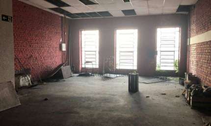 Ponto comercial para alugar na Rua Visconde do Rio Branco, Centro, Santos