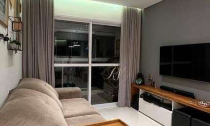 Maravilhoso apartamento, Amplo, bem iluminado, sacada na sala fechada em vidros, sol da manhã, andar alto, vista livre, a 2 quadras da praia!!