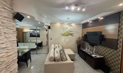 Maravilhoso apartamento amplo, com planejados, super bem localizado, a 4 quadras da paria no coração do Boqueirão!!!!