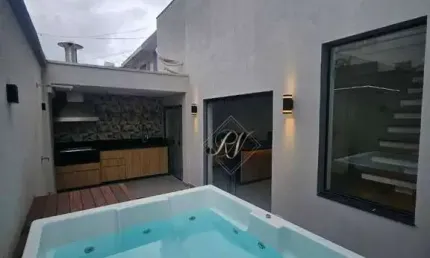 OPORTUNIDADE!!! LINDA CASA, COM ÁREA GOURMET, JACUZZI, NO BAIRRO PONTA DA PRAIA EM SANTOS!!!