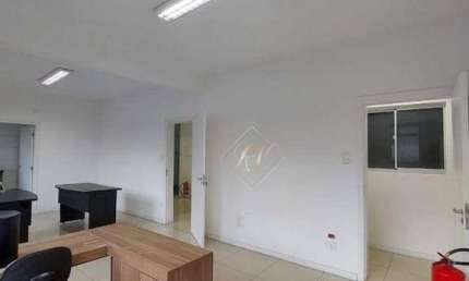 EXCELENTE SALA COMERCIAL PARA A VENDA OU LOCAÇÃO NO CENTRO DE SANTOS!!!