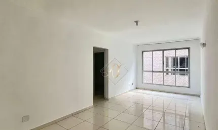 Oportunidade!!! arejado, 2 dormitórios, elevador, vaga, portaria 24 horas na cidade de santos!!