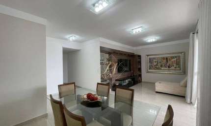 Maravilhoso apartamento, andar alto, vista livre, prédio com lazer, a 3 quadras da praia no bairro do Embaré!!!