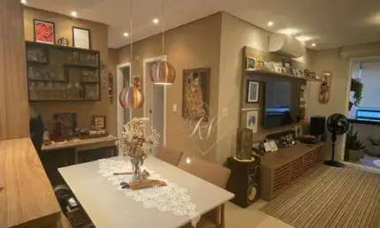 EXCELENTE OPORTUNIDADE!!! APARTAMENTO IMPECÁVEL, SACADA NA SALA, 2 DORMITÓRIOS, LAZER COMPLETO, 2 VAGAS DE GARAGEM NO BAIRRO EMBARÉ EM SANTOS!!!