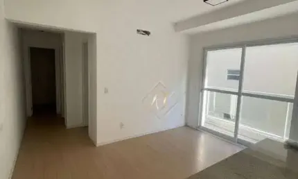 Maravilhoso apartamento, vista mar, amplo e com iluminação natura, prédio com lazer e a 50 metros da praia no bairro da Aparecida!!!
