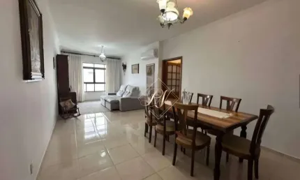 Excelente apartamento para locação, à 4 quadras da praia, vaga demarcada em Santos!!!