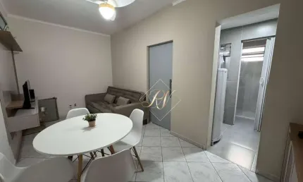 Maravilhoso apartamento, a uma quadra da praia, totalmente reformado, porteira fechada, no bairro do josé menino!!!