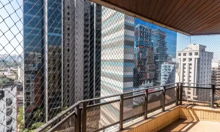 Apartamento com 3 quartos para alugar na Rua Oscar Pereira da Silva, 73, Itaim Bibi, São Paulo